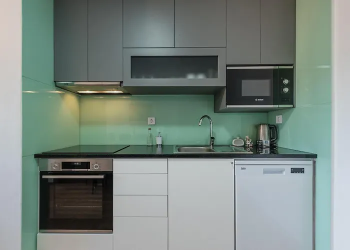 Guestready - Never Say Never *